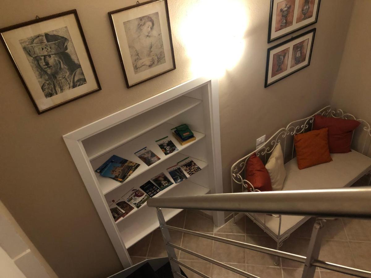 All'Archetto Del Terz'Ordine อัสซิซี ภายนอก รูปภาพ